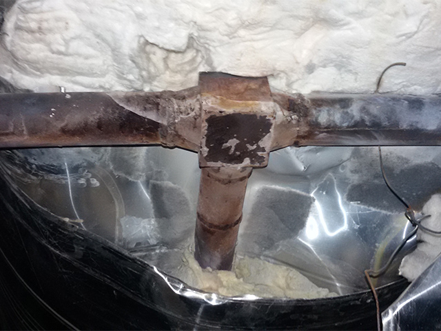 �ܵ�������©